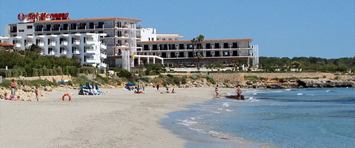 Hotel Sol Beach House